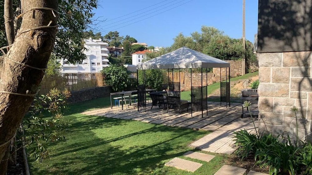 F3 Hostels 40/50