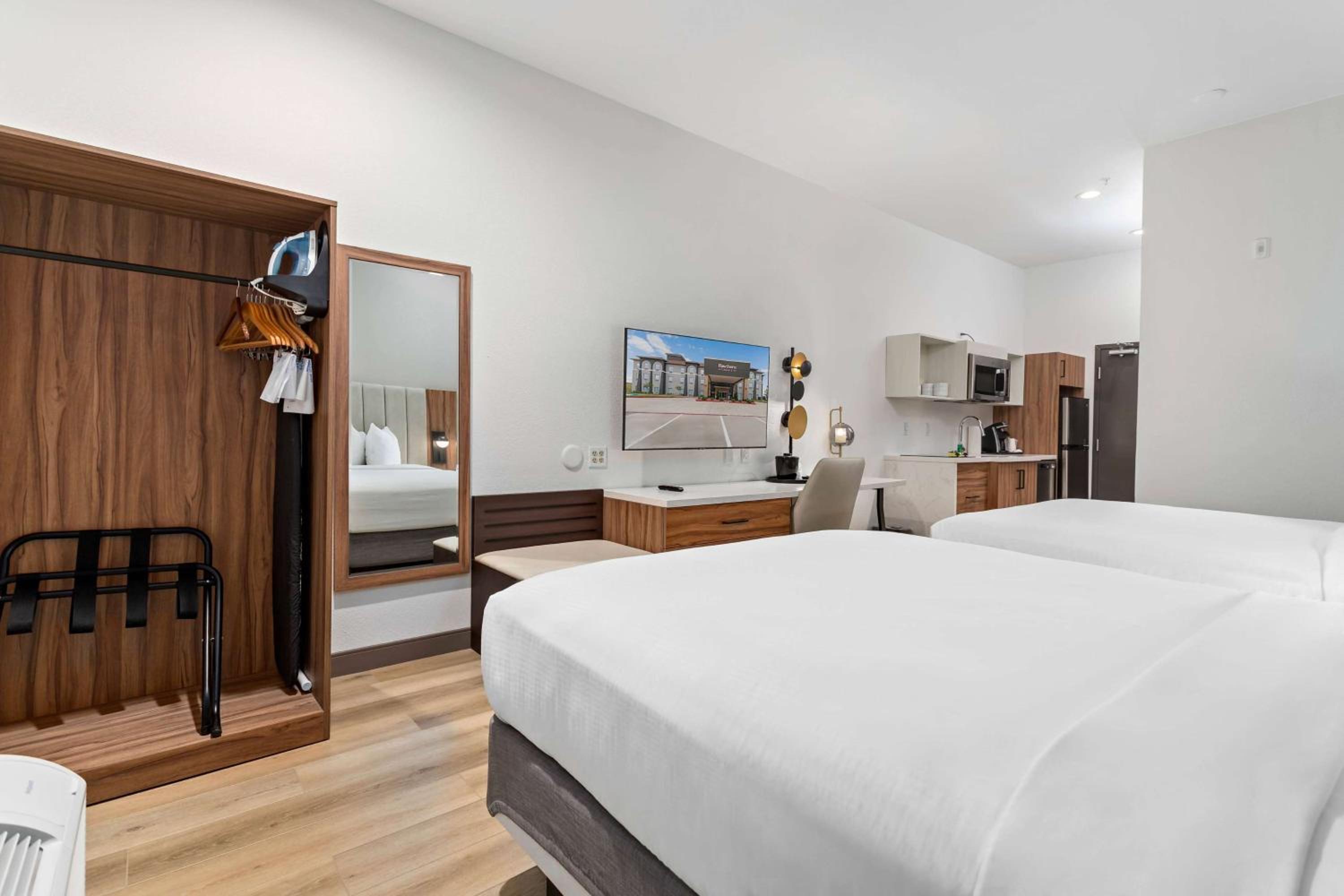 جناح استوديو بسريرين كوين