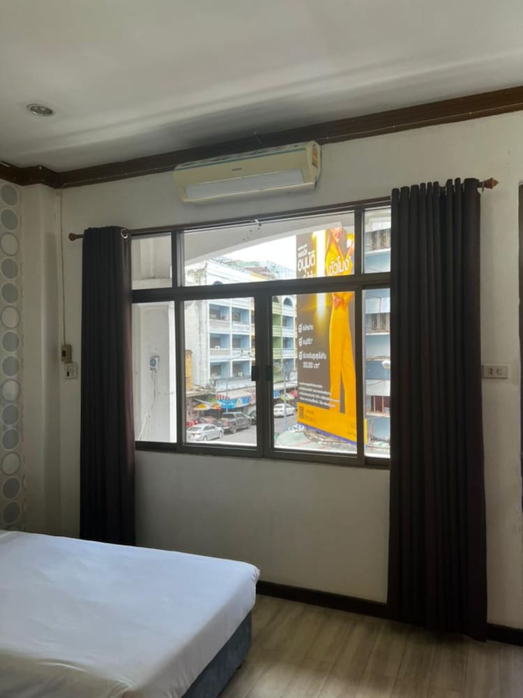 Sandee Room 19/50