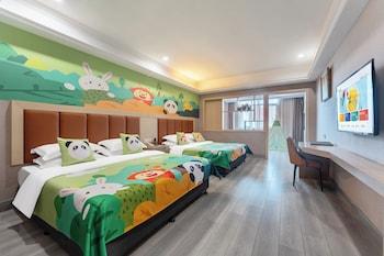 Child Suite, Superior, 2 Queen Beds