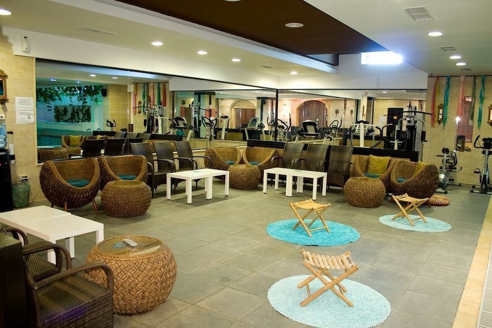 PHOENICIA EXPRESS HOTEL 36/49