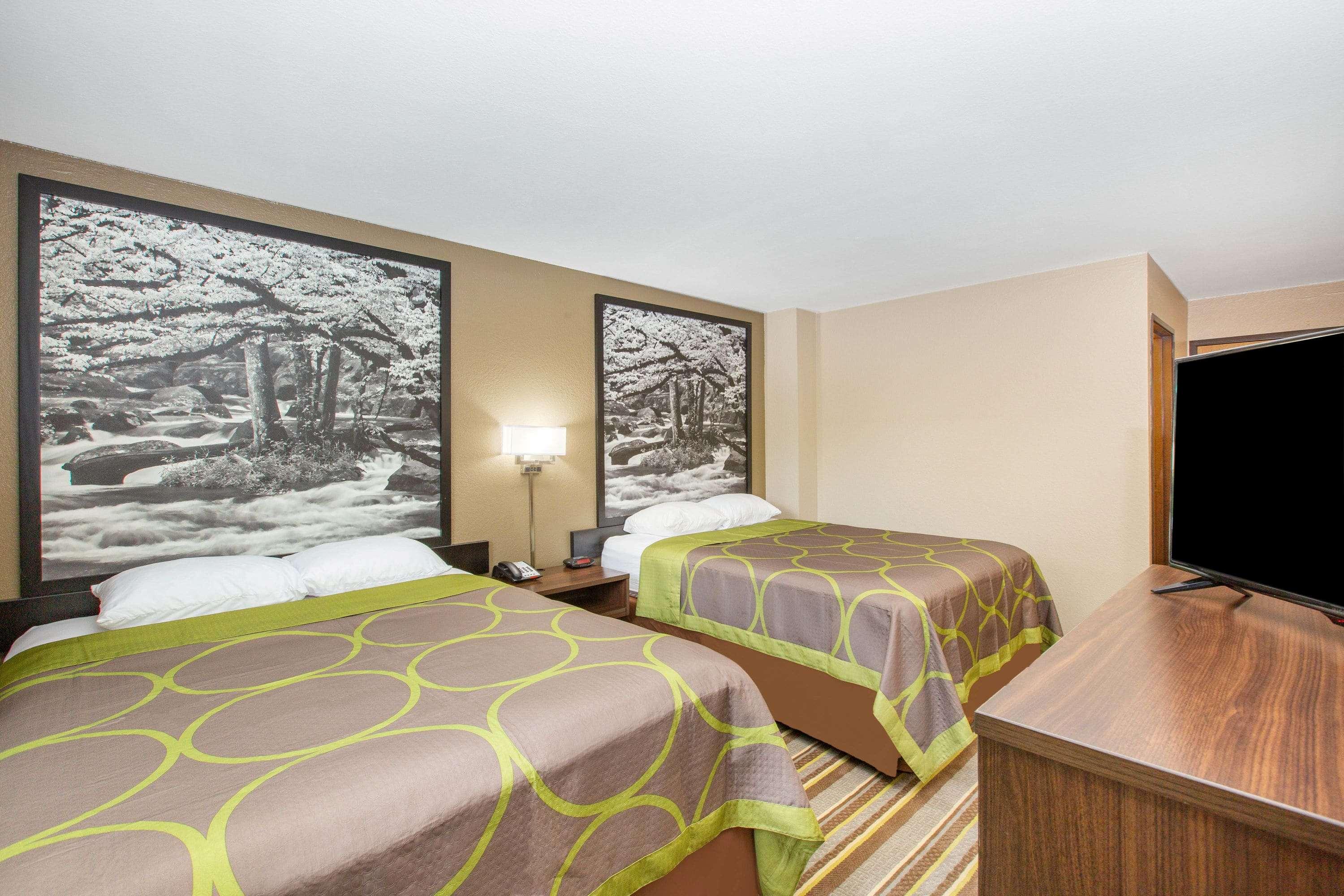 Super 8 By Wyndham Chattanooga Lookout Mountain Tn 11/21
