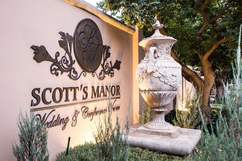 Scotts Manor 3/47