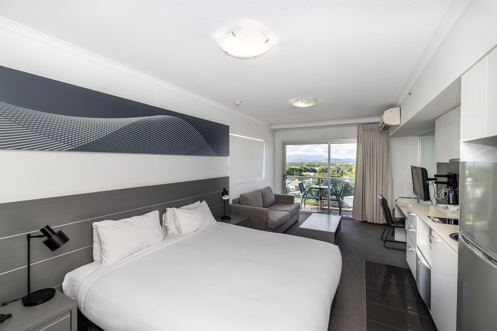 Oaks Townsville Metropole Hotel 19/69