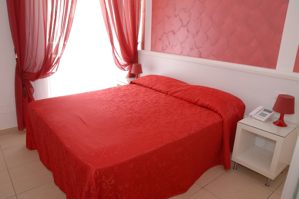 ROOM, DOUBLE BED, ANNEX