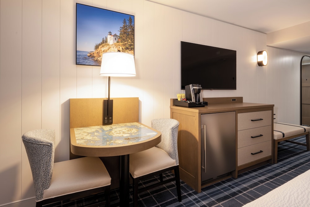 Holiday Inn Resort Bar Harbor Acadia Natl Park 37/50