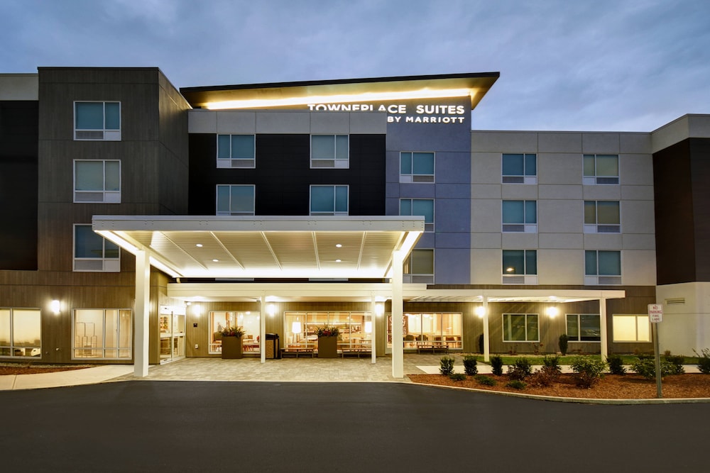 TownePlace Suites by Marriott Westport 1/49