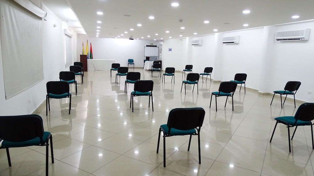 HOTEL NEIVA PLAZA 48/50