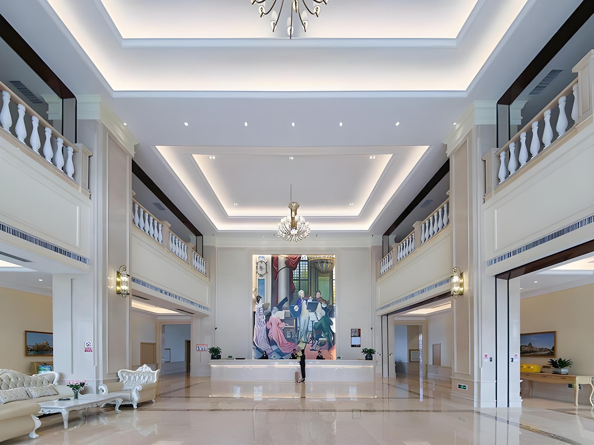 Vienna International Hotel (Wuhan Yangluo new port) 12/40