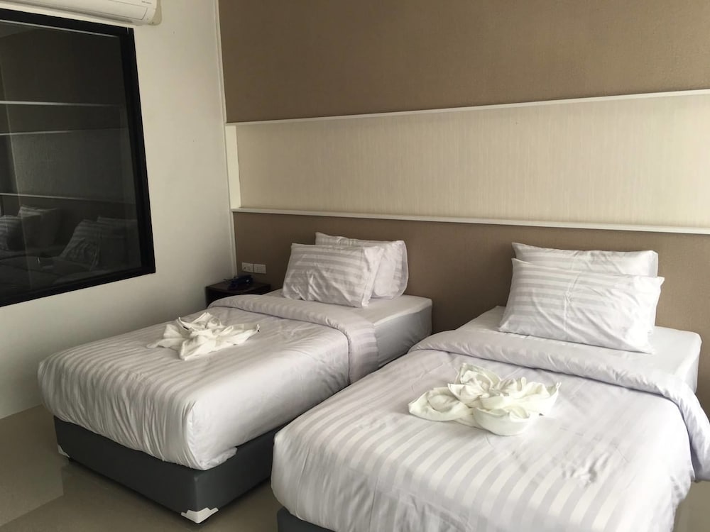 S-Tawan Hotel & Convention 15/29