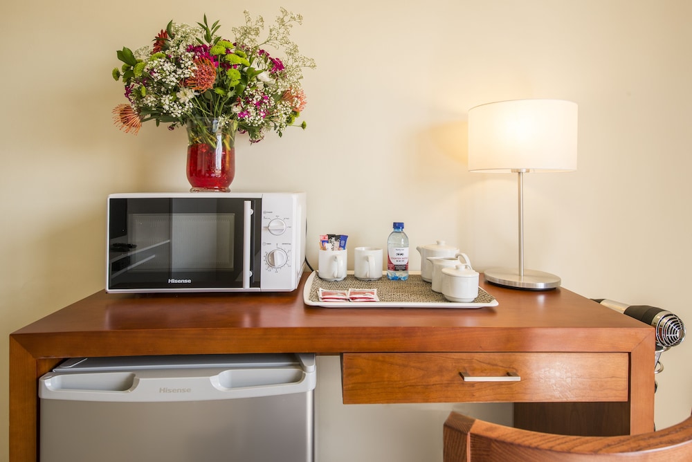 Kathu Inn by Country Hotels 18/40