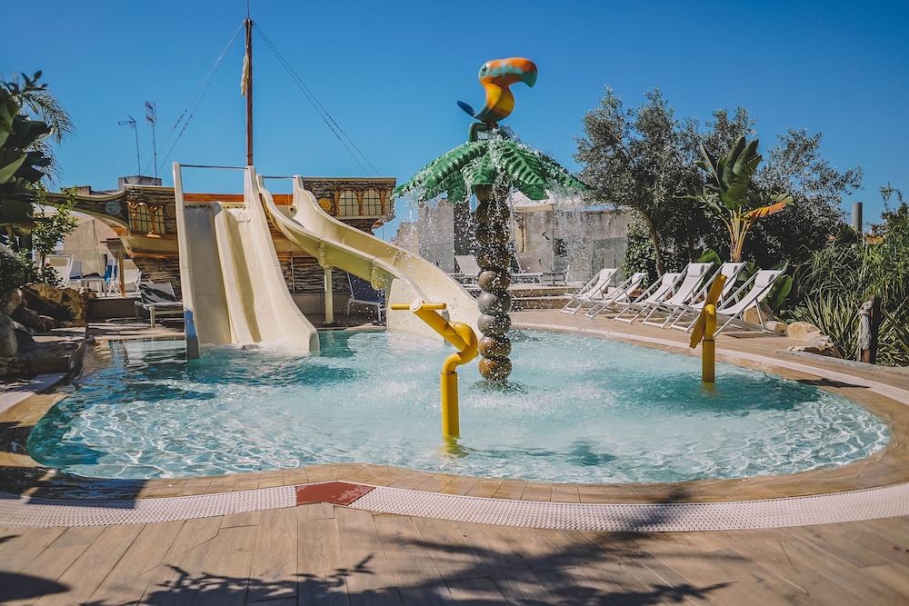 Alba Seleqtta Hotel Spa Resort 64/72