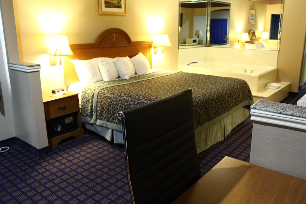 Sapphire Inn Suites 12/58
