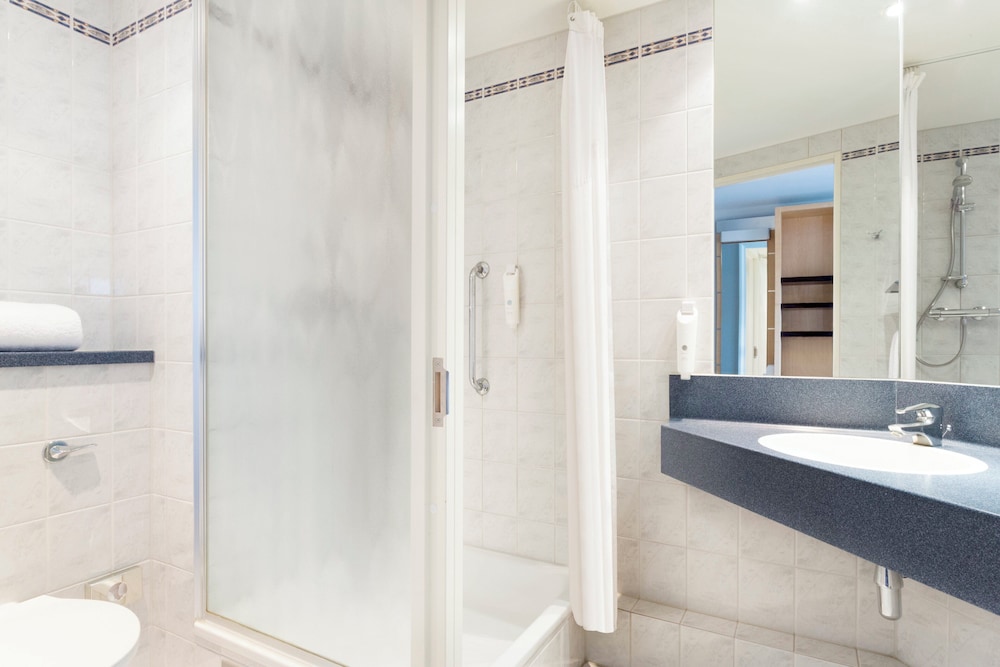Holiday Inn Express Southampton M27 Junction 7 44/50