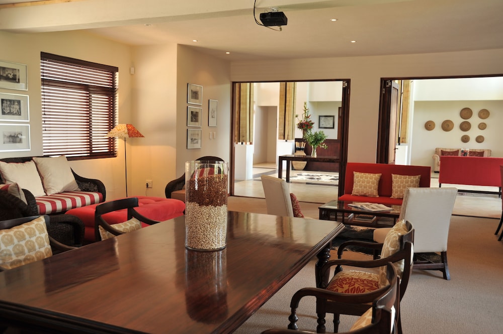 Casterbridge Hollow Boutique Hotel 43/52