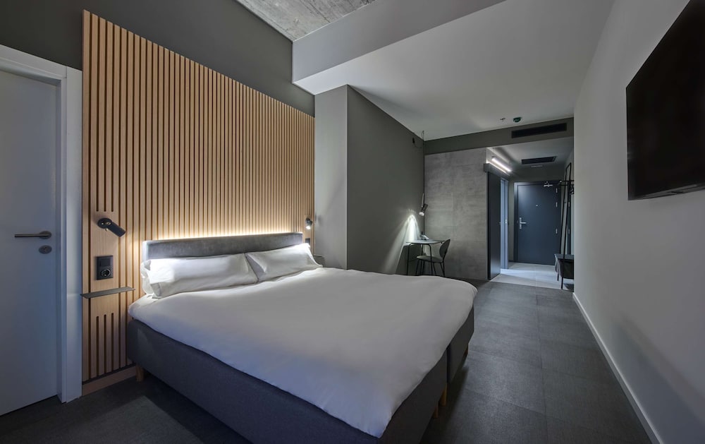Zleep Madrid Airport 23/61