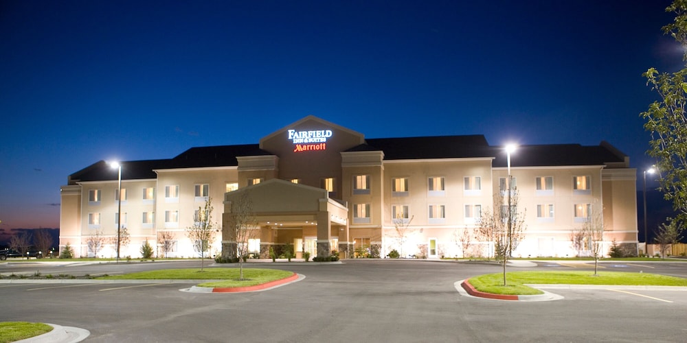 Fairfield Inn And Suites By Marriott Burley 3/31