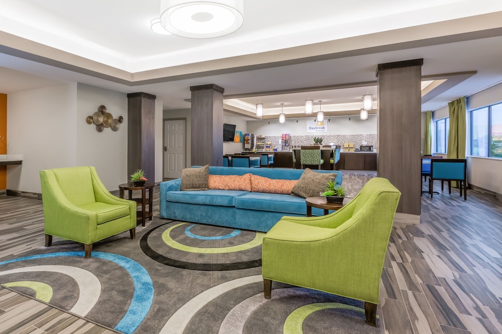 Days Inn & Suites by Wyndham Katy 15/22