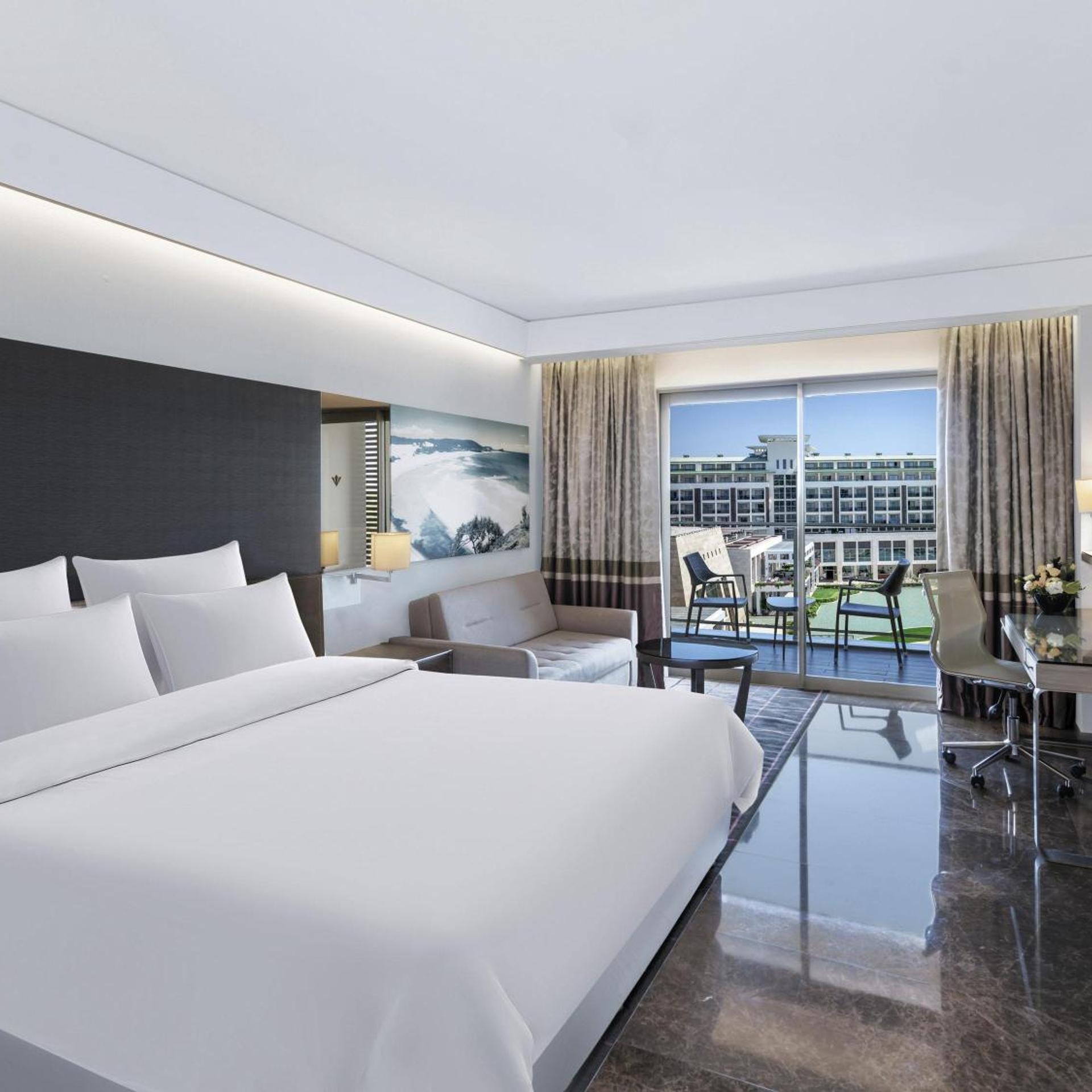 DELUXE, SUITE, SEA VIEW