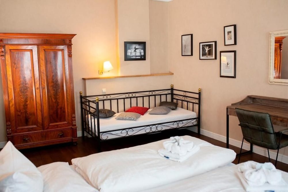Hotel zum Goldenen Stern 5/50