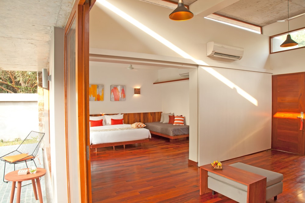 TEMPLATION HOTEL 29/75