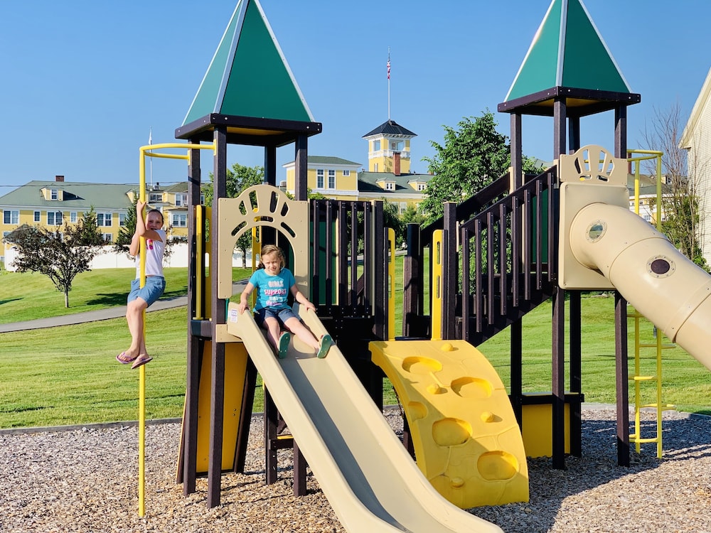 Mountain View Grand Resort and Spa 62/72