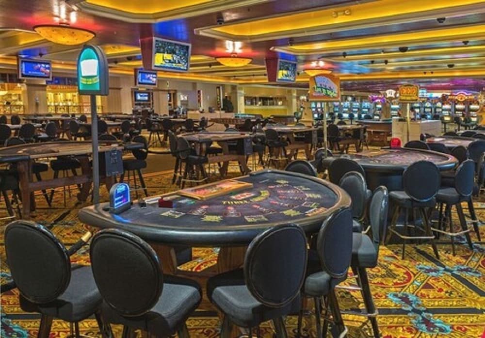 Wendover Nugget Hotel & Casino by Red Lion Hotels 36/60