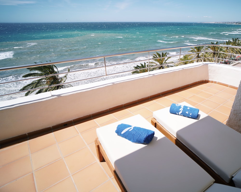 Puerto Azul Marbella 68/70