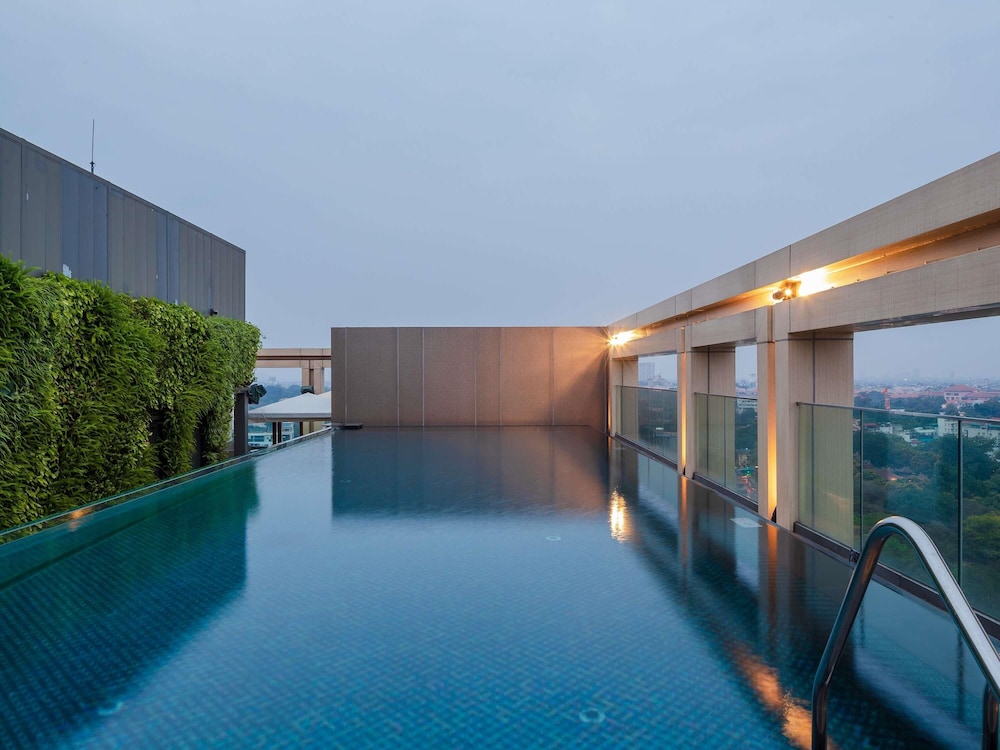 Grand Mercure Hanoi 25/55