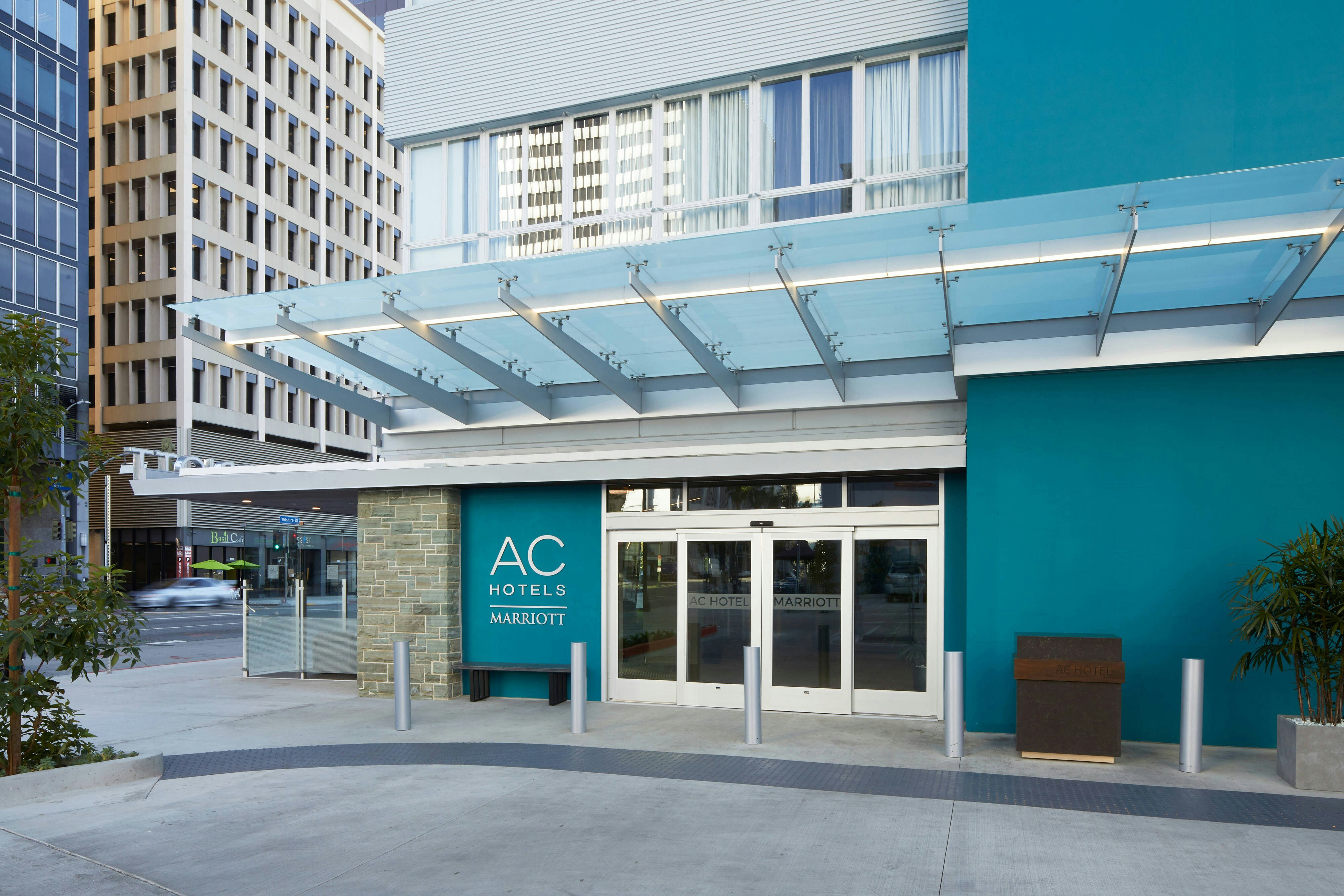 AC Hotel by Marriott Beverly Hills 3/54