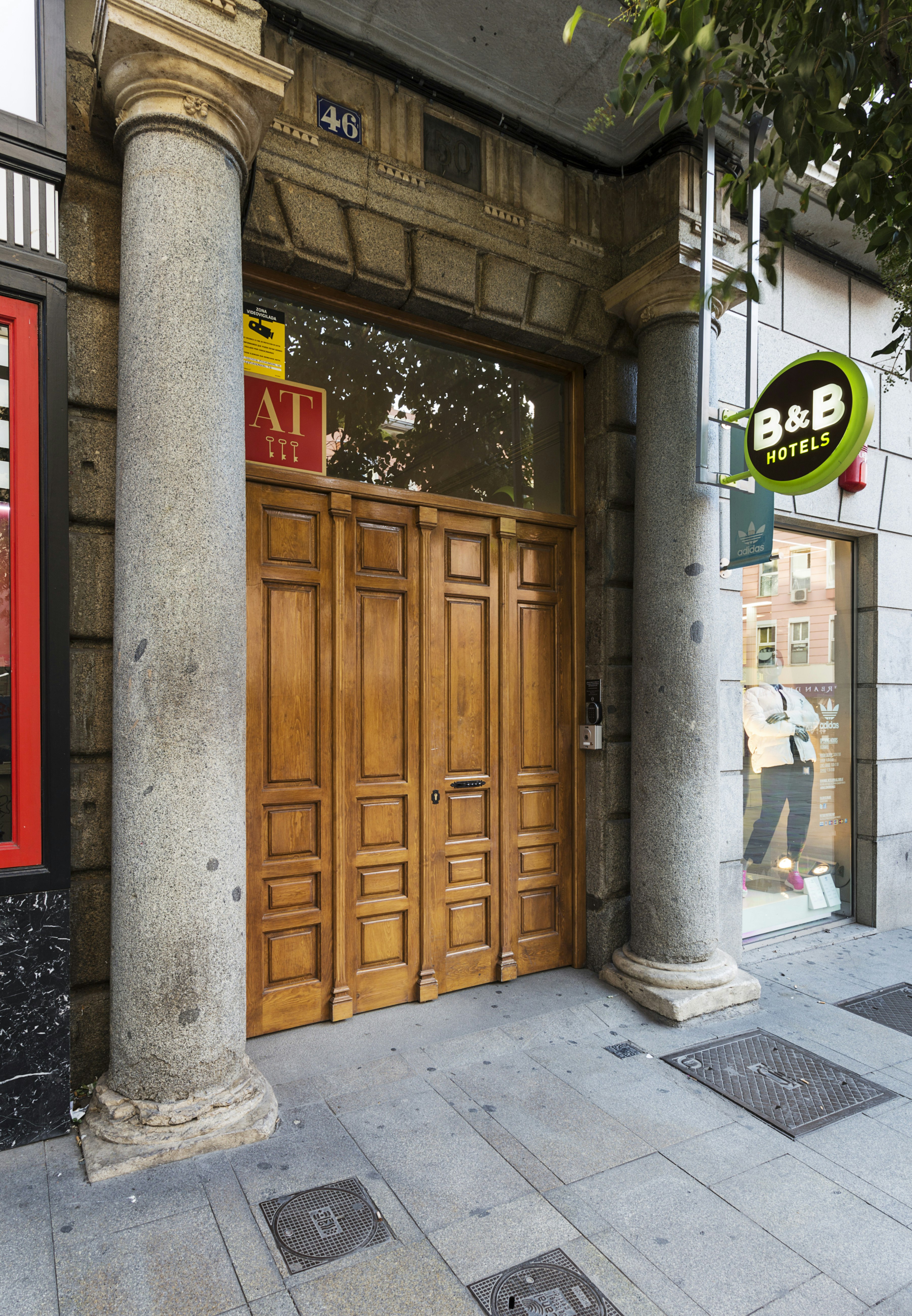B&B HOTEL Apartamentos Madrid Centro Fuencarral 46 in MADRID