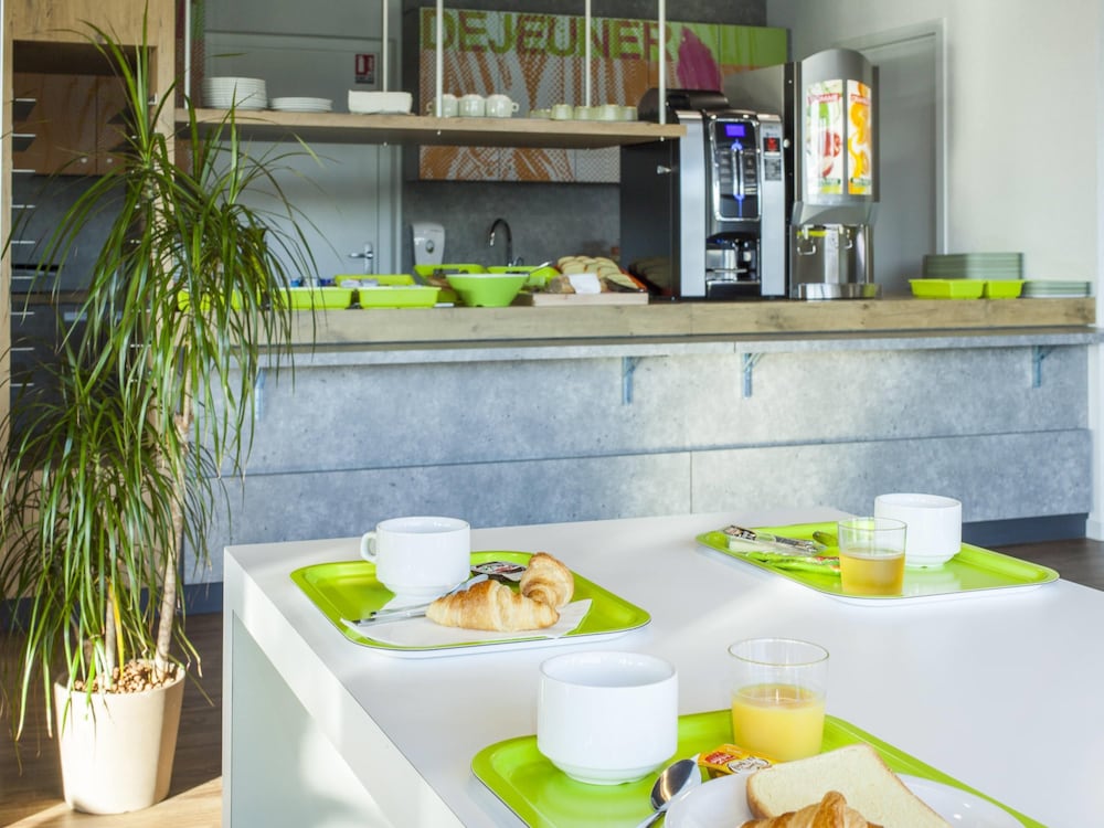 Ibis Budget Bordeaux Lormont 6/45