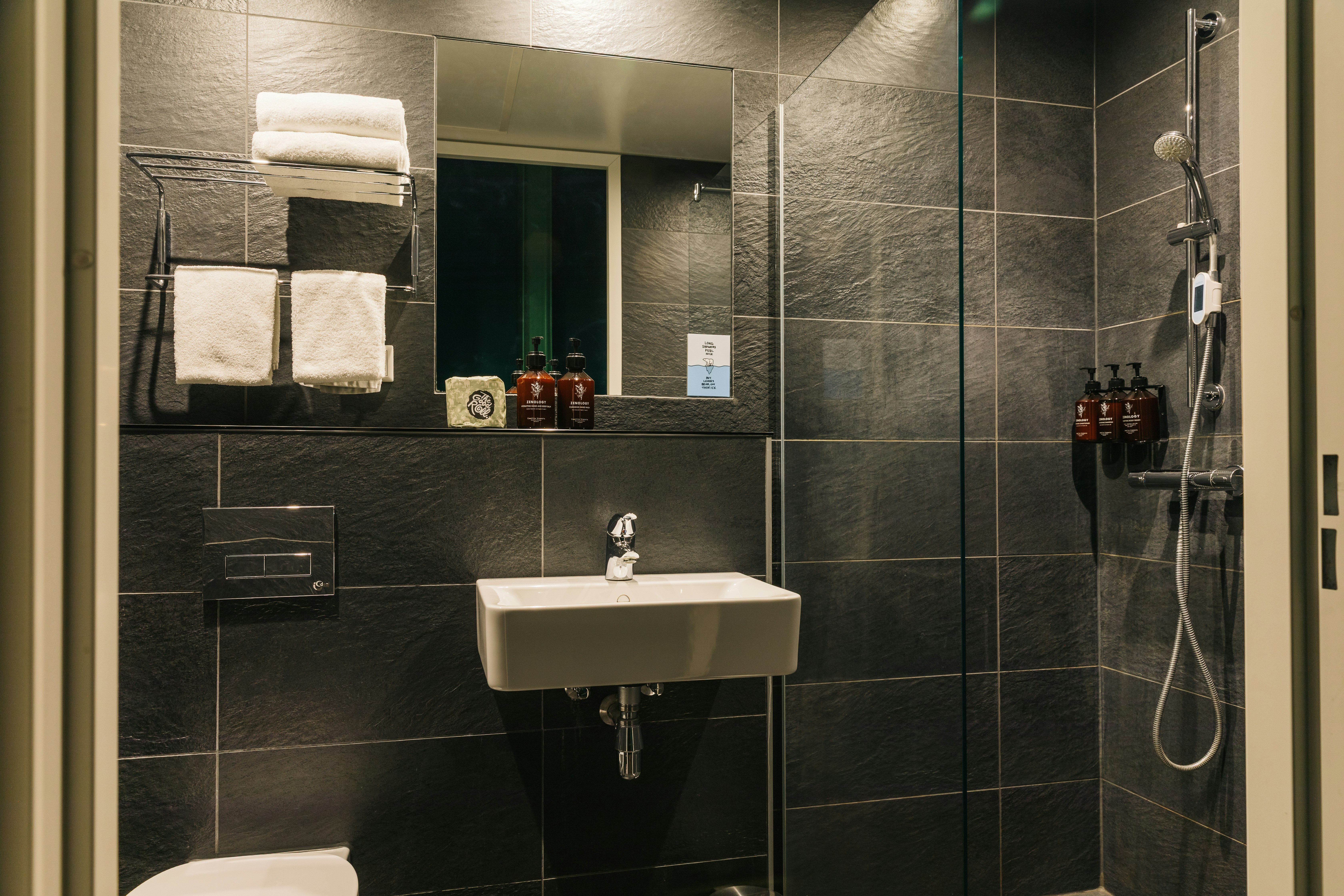 Double room King De Luxe، The Social Hub Maastricht 5/6