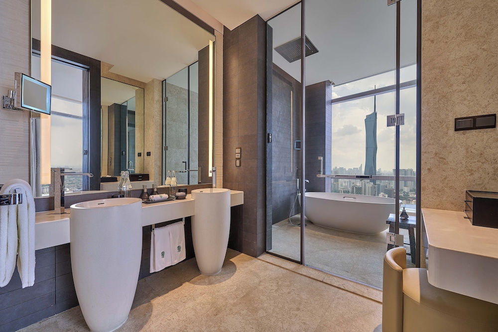 Banyan Tree Kuala Lumpur 48/50