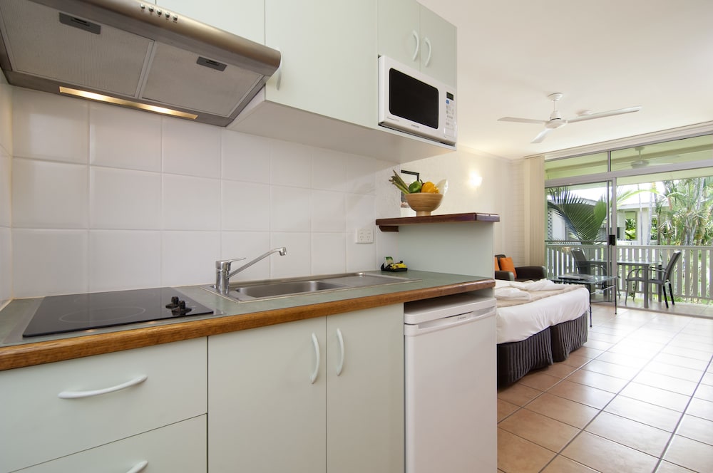 Port Douglas Retreat 14/30