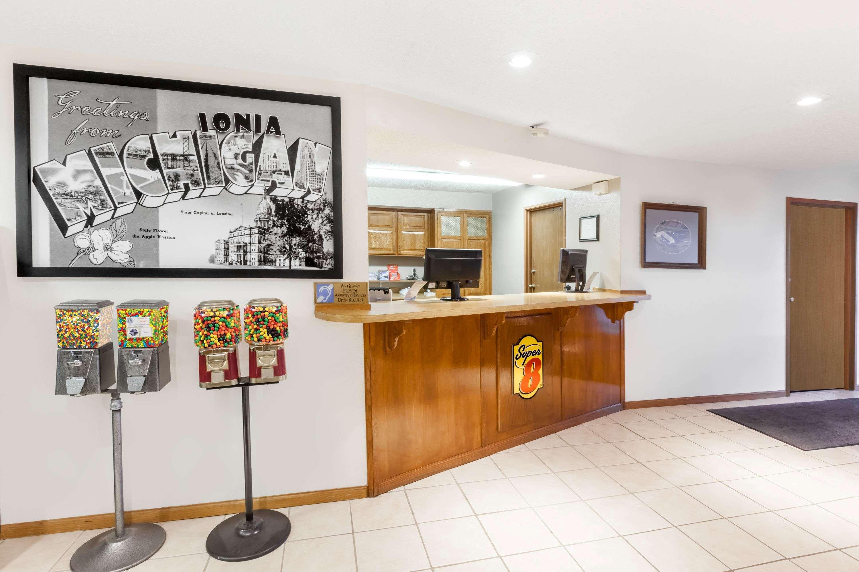 Super 8 by Wyndham Ionia MI 3/30