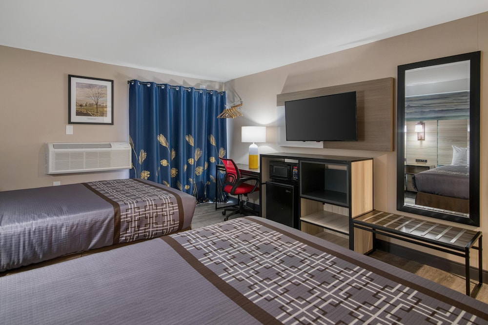 Yankee Clipper Inn, SureStay Collection by Best Western 25/50