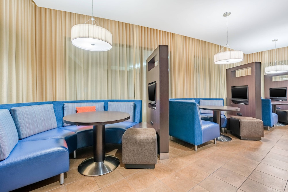 Courtyard by Marriott Wilkes-Barre Arena 24/48