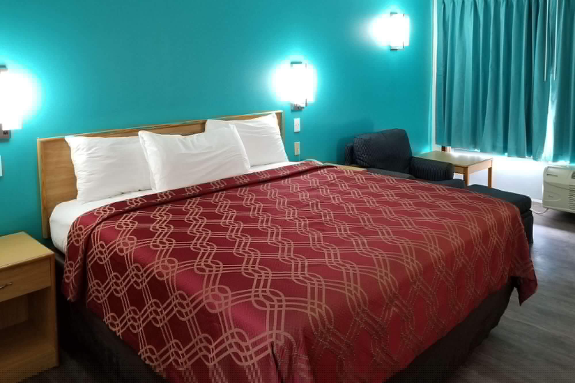 Standard, King Bed, Ground Floor, Smoking