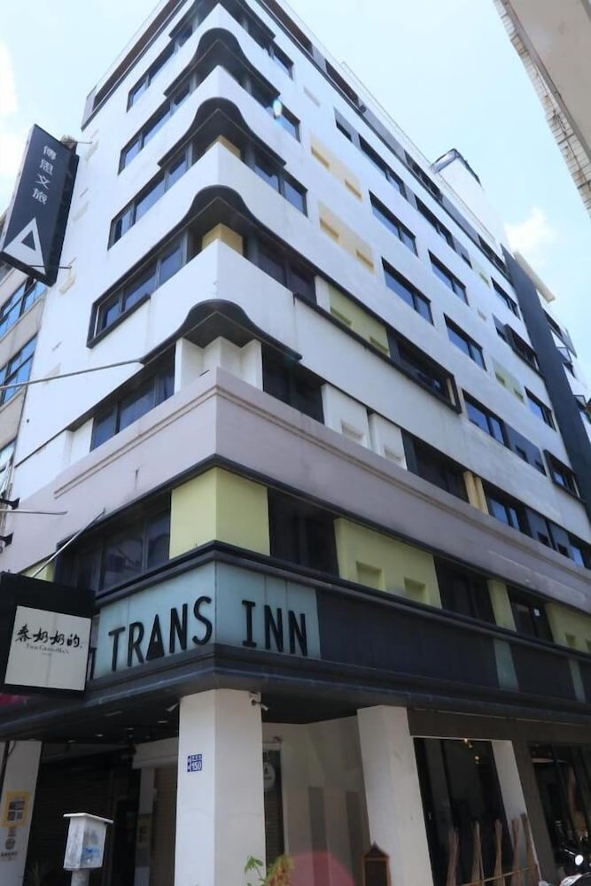 トランス イン 写真1