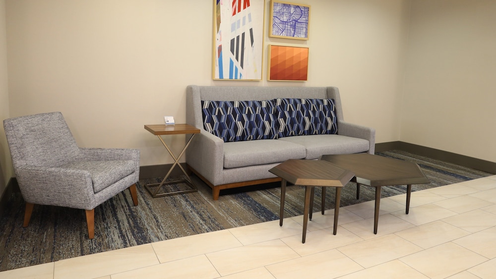 Holiday Inn Express Hotel and Suites Vancouver Mall/Portland Area 47/71