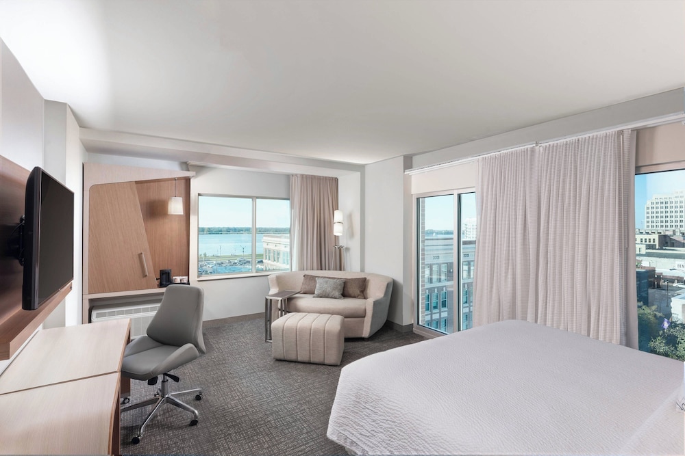 Room, King Bed, Sofa, Accessible