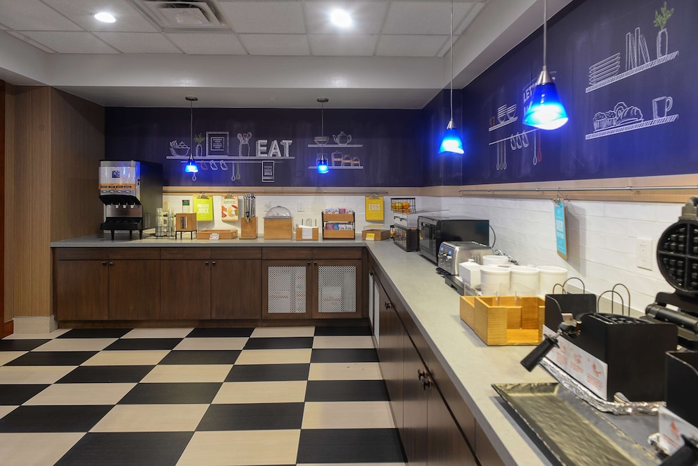 Hampton Inn Suites Atl Six Flags 15/61
