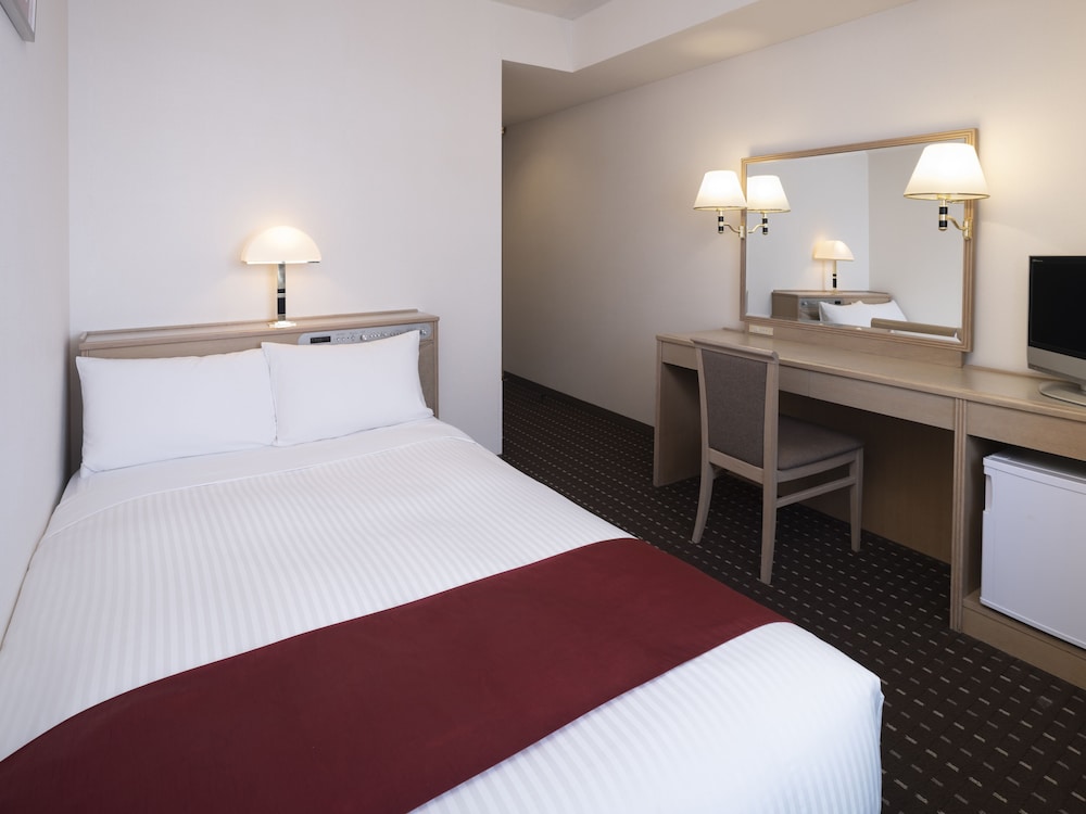 Semi Room, Standard, Semi Double Bed