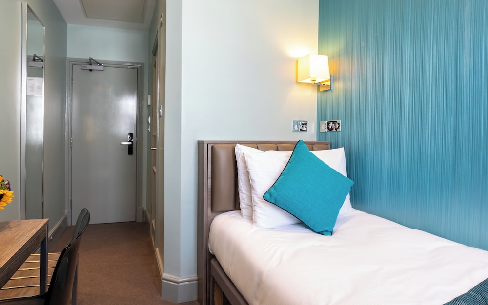 Sidney Hotel 17/44