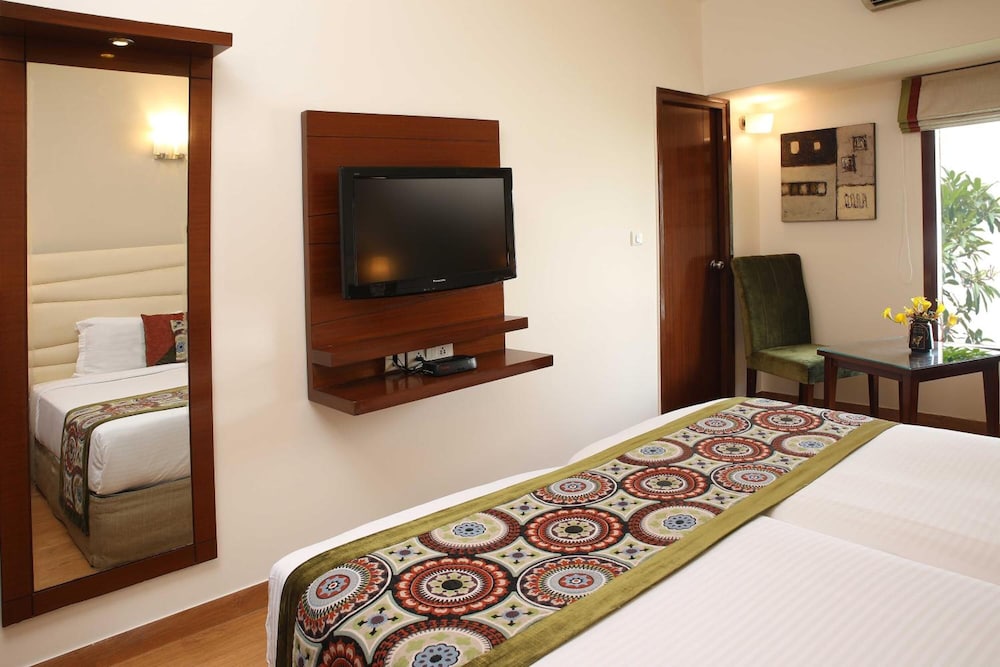 Ahuja Residency Sunder Nagar 24/50