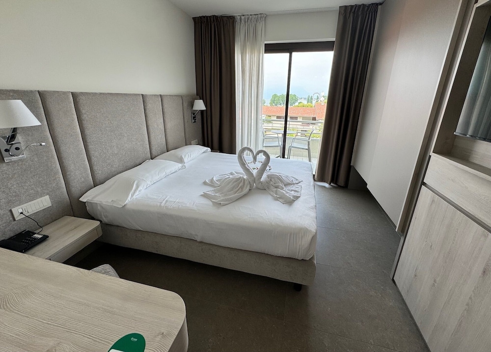NEW STYLE, SUPERIOR, DOUBLE BED