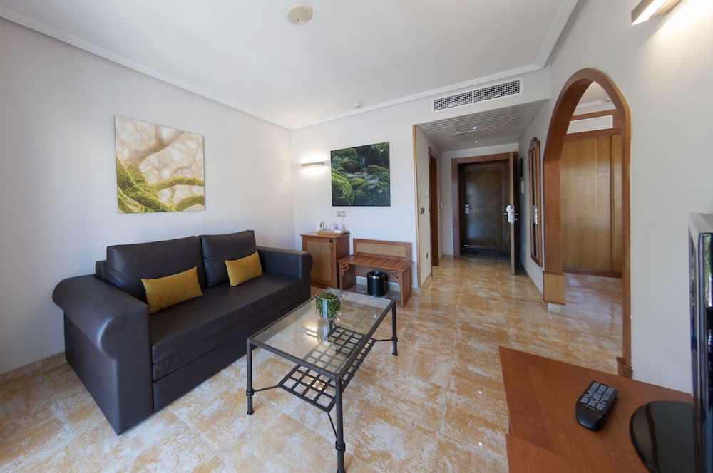 La Laguna Spa And Golf 53/66
