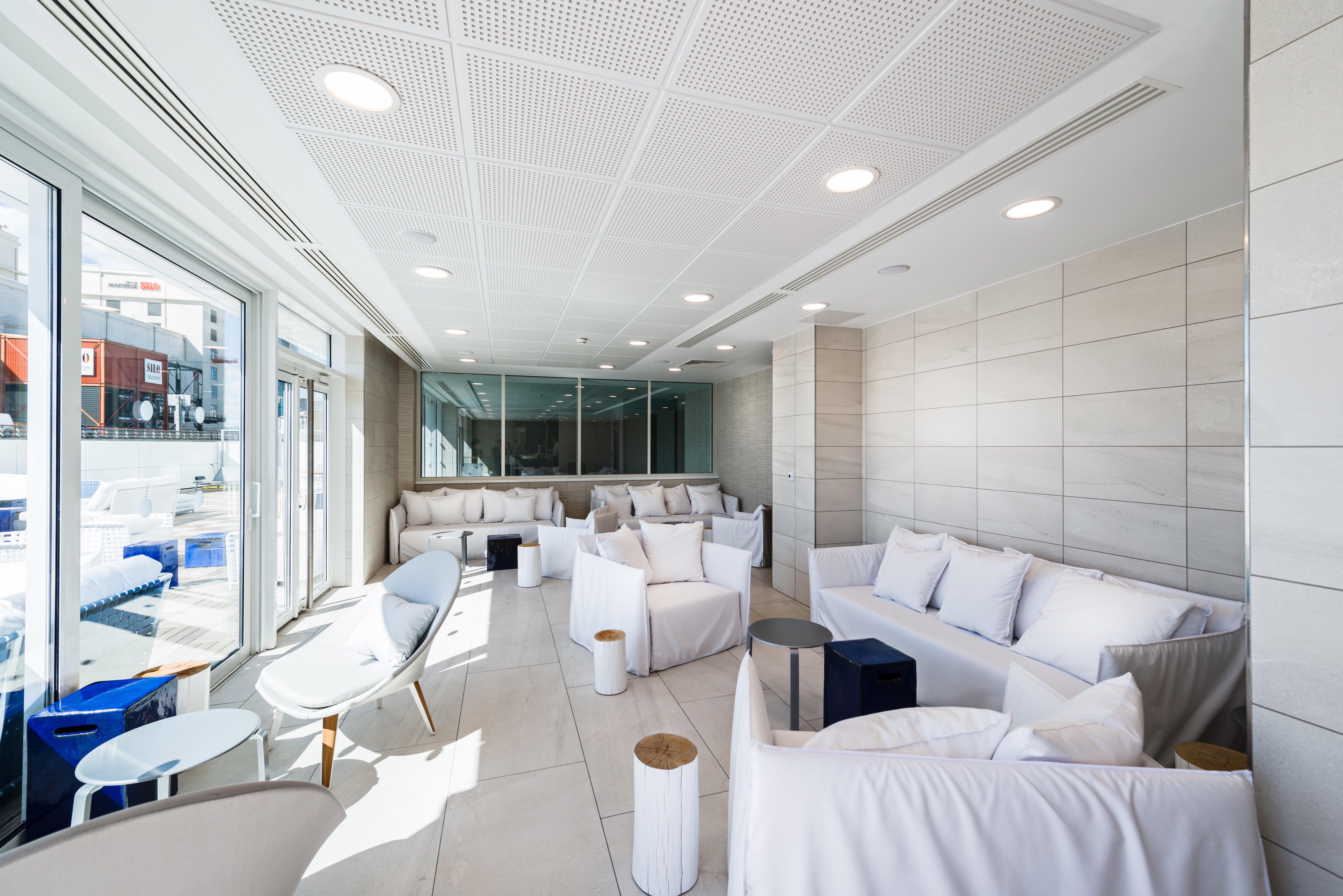Golden Tulip Marseille Euromed 12/63
