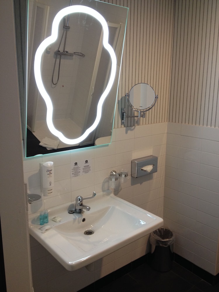 Best Western Premier Chc Airport 22/81